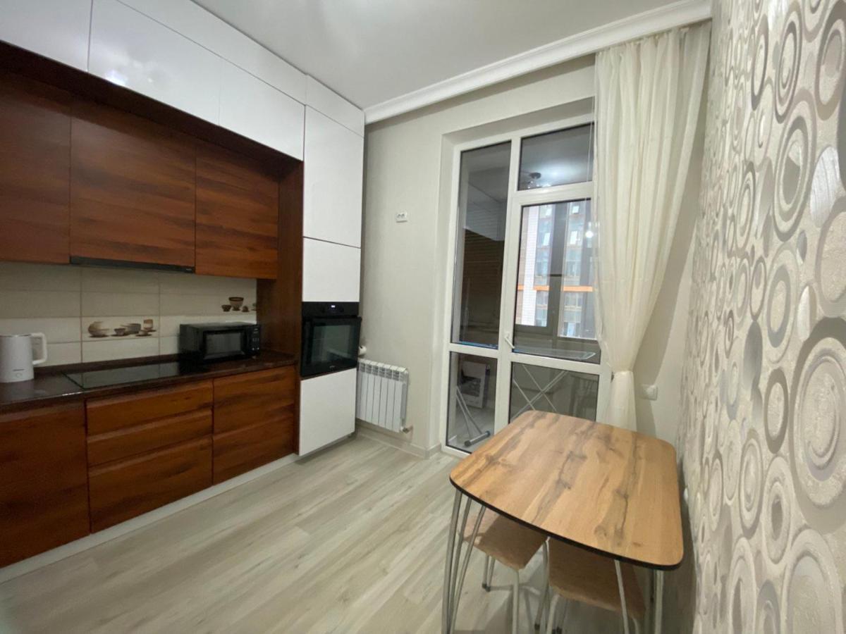 Whitehome In Panorama Park Astana Exterior foto