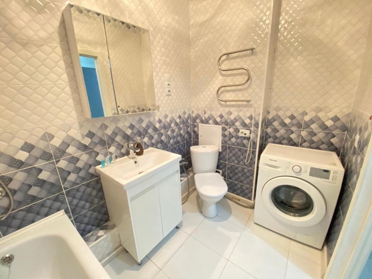 Whitehome In Panorama Park Astana Exterior foto